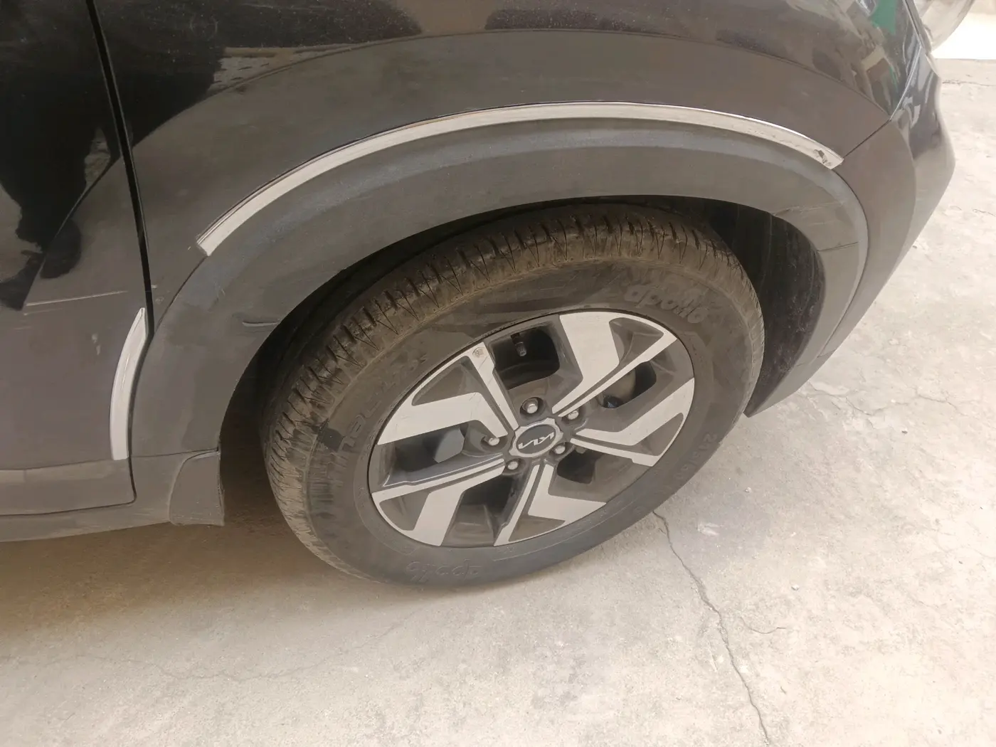 2023 KIA SONET HTX 1.0 DCT, Petrol, Automatic, 42,615 km, tyre