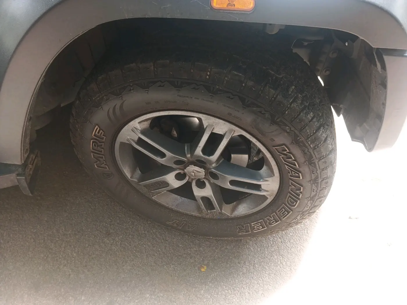 2023 Mahindra Thar LX P 2WD AT HT, Petrol, Automatic, 22,143 km, tyre