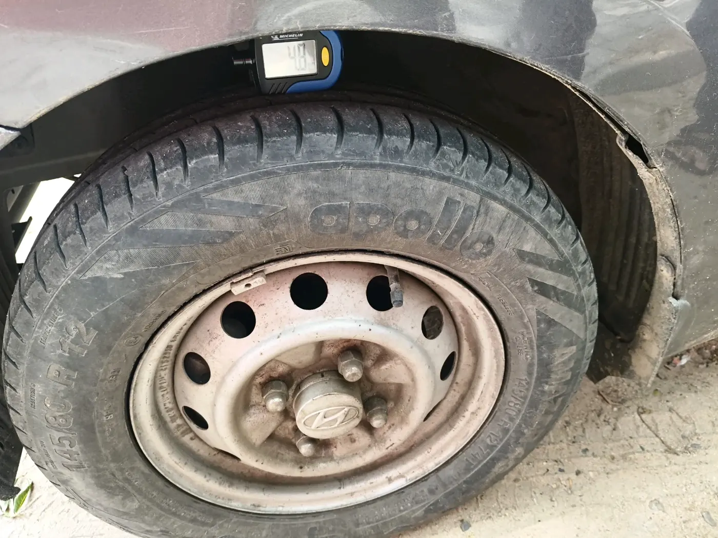 2016 Hyundai Eon ERA +, Petrol, Manual, 58,045 km, tyre