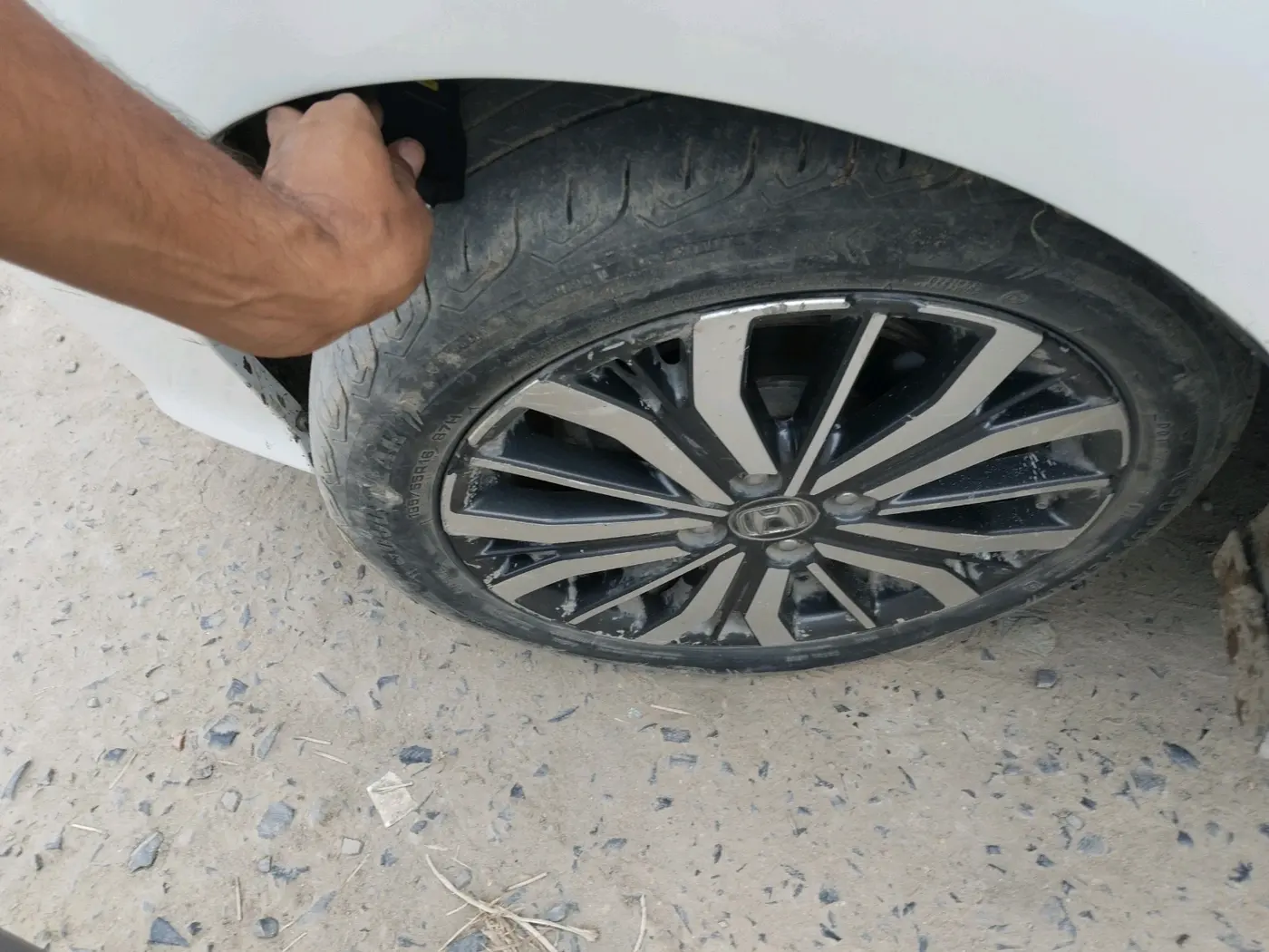 2019 Honda City 1.5L I-DTEC ZX, Diesel, Manual, 82,889 km, tyre