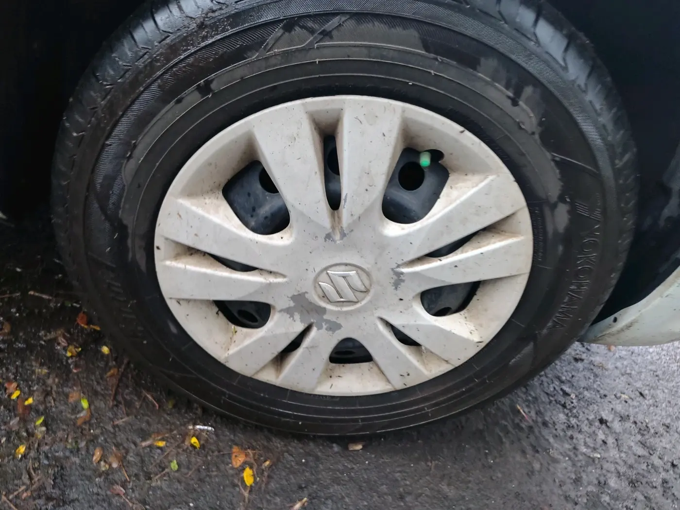 2012 Maruti Swift Dzire VXI, Petrol, Manual, 69,038 km, tyre