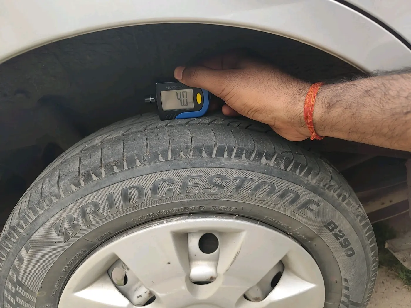 2012 Maruti Wagon R 1.0 LXI CNG, CNG, Manual, 84,454 km, tyre