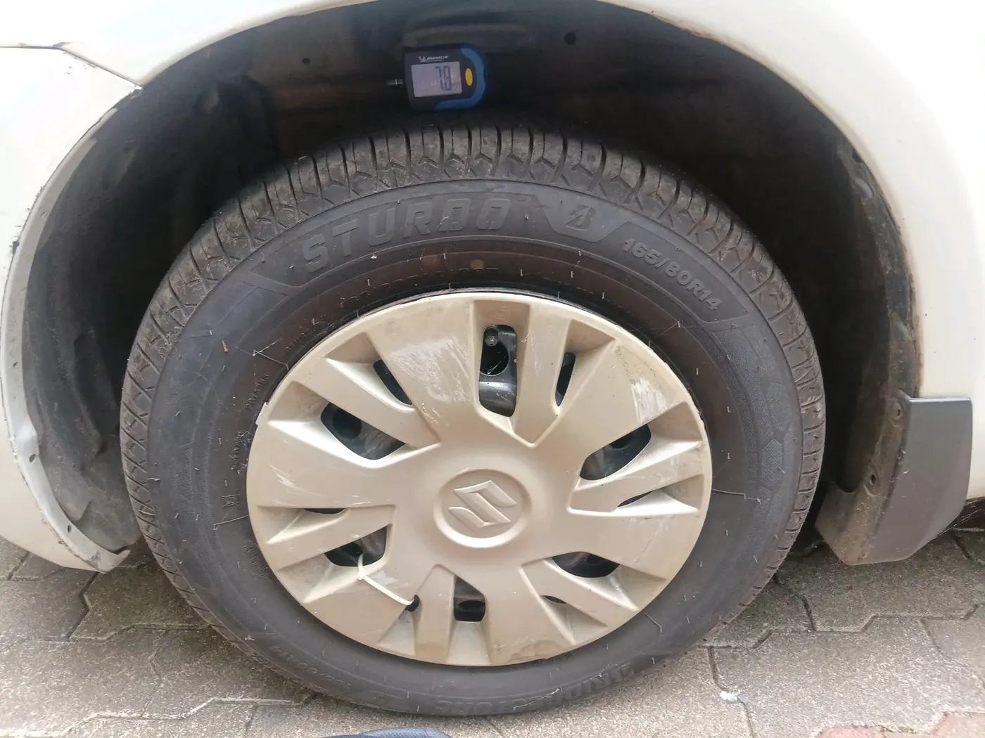 2012 Maruti Swift VXI, Petrol, Manual, 37,746 km, tyre