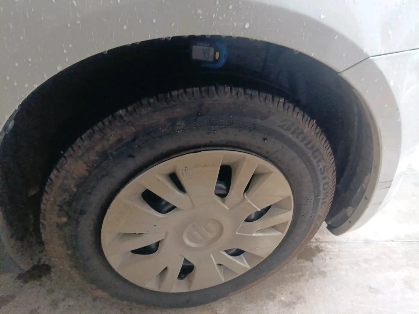 2012 Maruti Swift VXI, Petrol, Manual, 37,746 km, tyre