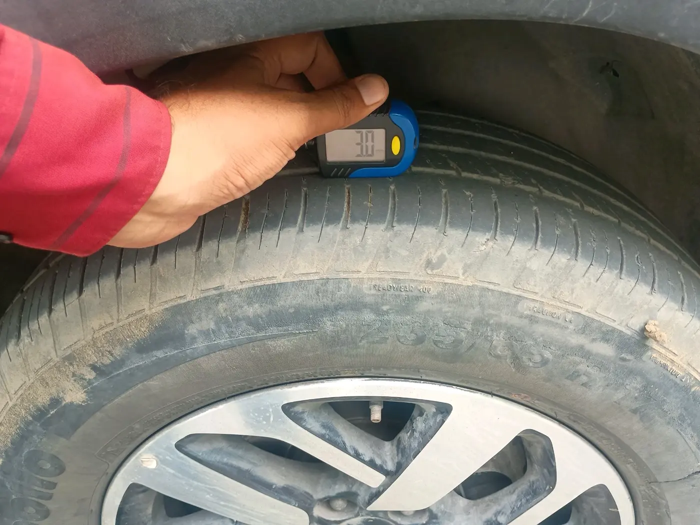 2022 Tata Harrier XZA PLUS 2.0L, Diesel, Automatic, 51,766 km, tyre