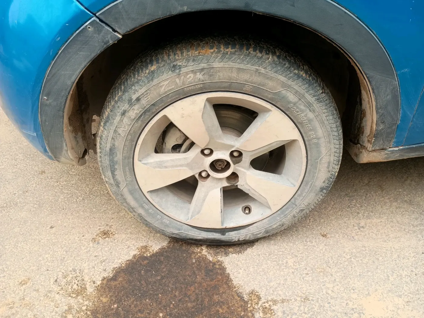 2019 Tata NEXON XZA PLUS DIESEL, Diesel, Automatic, 97,802 km, tyre