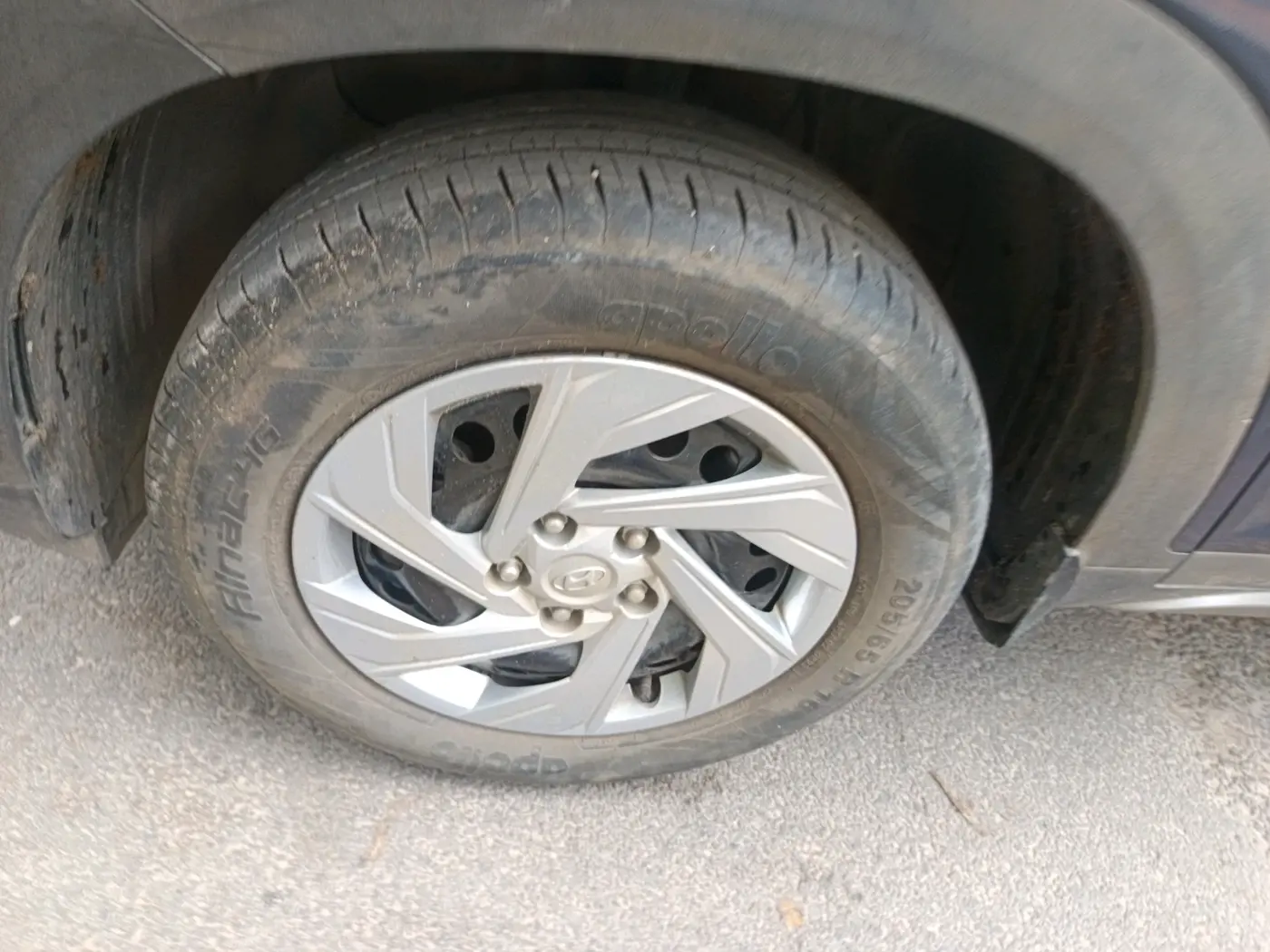 2023 Hyundai Creta EX 1.5 PETROL, Petrol, Manual, 25,609 km, tyre