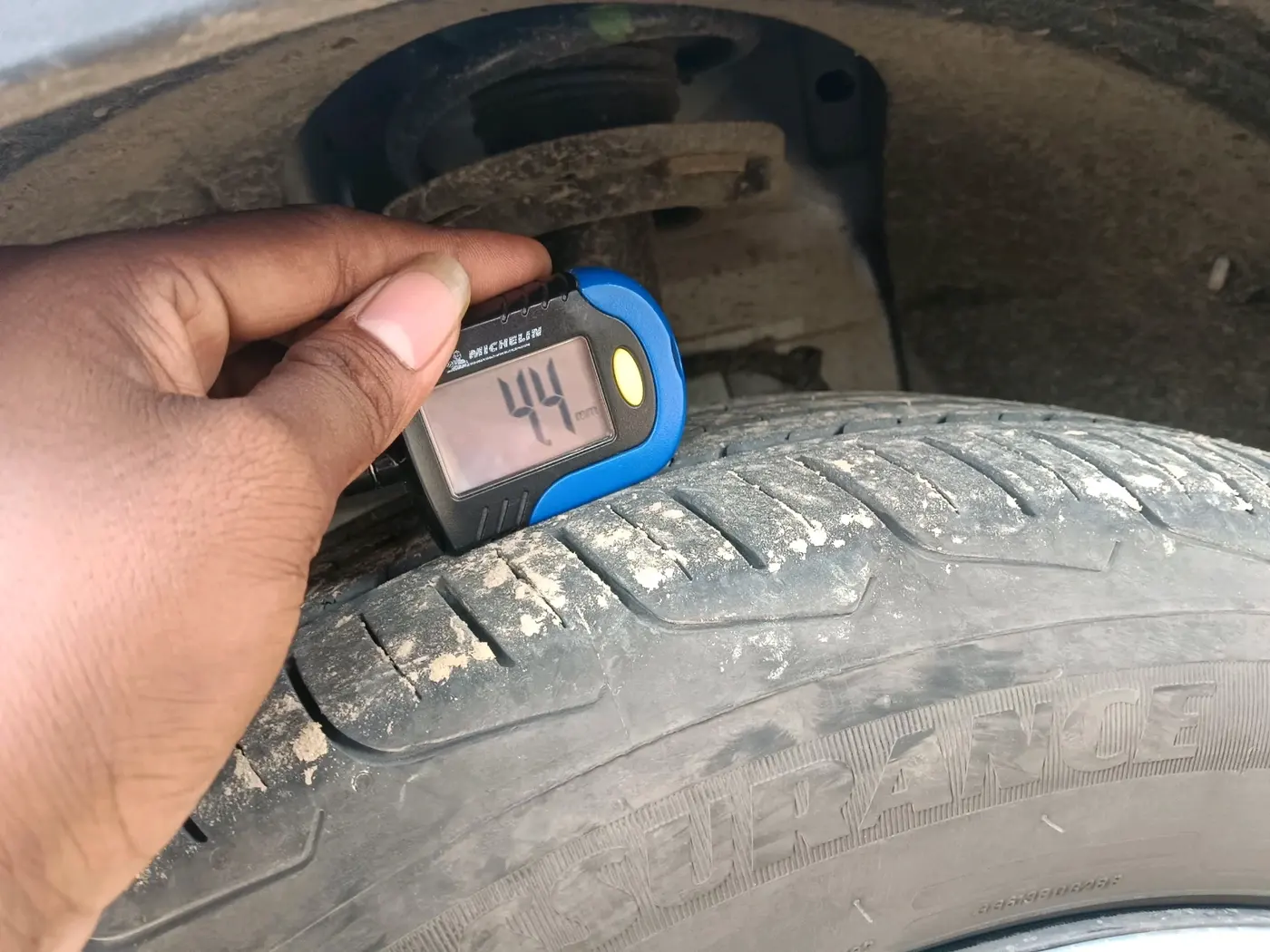 2025 Tata NEXON Pure Plus (S) 1.2 iCNG 6MT, CNG, Manual, 13,273 km, tyre