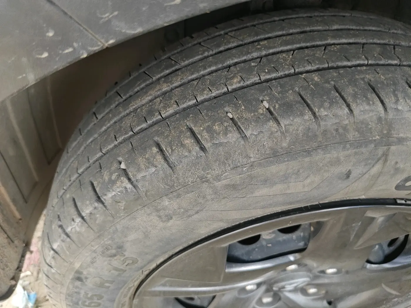 2023 Hyundai VENUE S 1.2, Petrol, Manual, 29,822 km, tyre