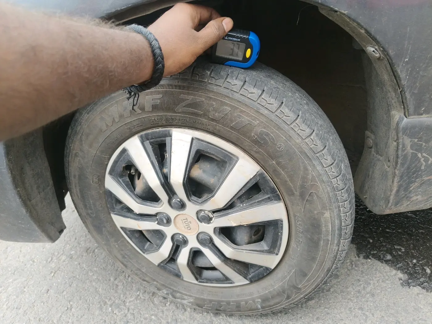 2019 Maruti Alto 800 LXI, Petrol, Manual, 52,353 km, tyre