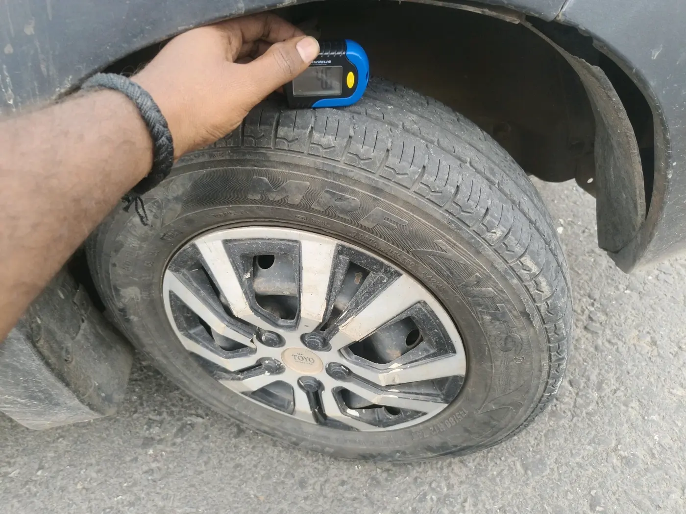 2019 Maruti Alto 800 LXI, Petrol, Manual, 52,353 km, tyre
