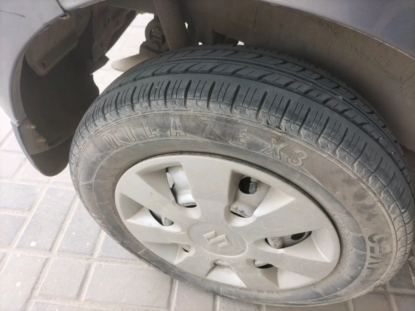 2015 Maruti Wagon R 1.0 LXI, Petrol, Manual, 47,650 km, tyre