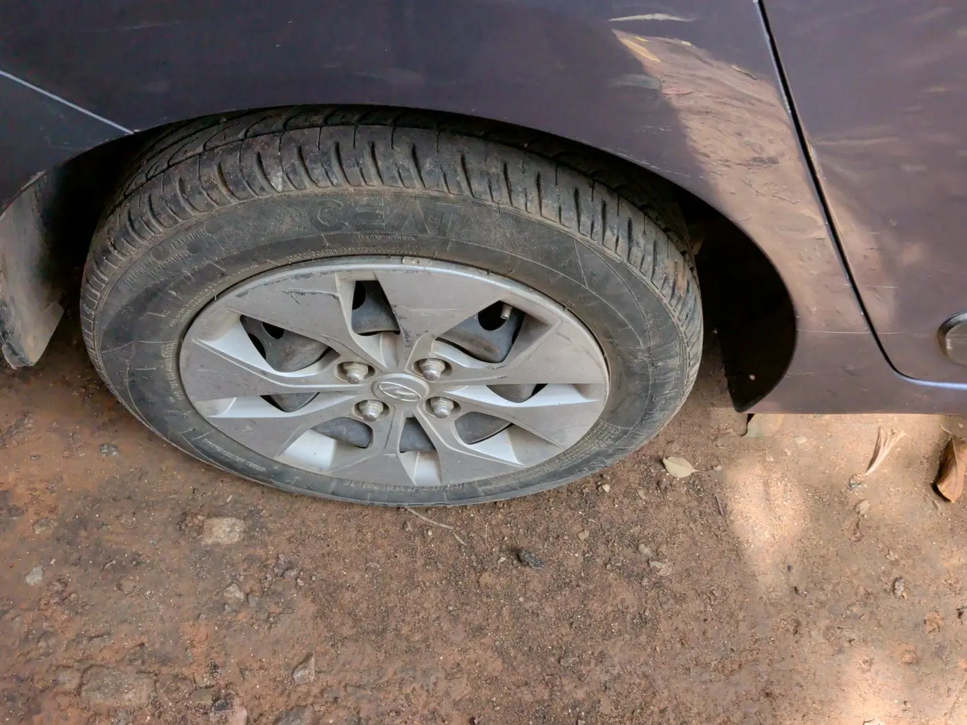 2015 Hyundai Xcent S 1.2, Petrol, Manual, 81,819 km, tyre