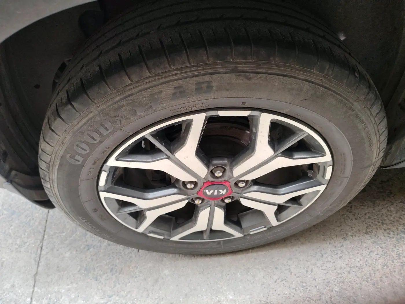 2020 KIA SELTOS GTK 1.4 PETROL, Petrol, Manual, 46,124 km, tyre