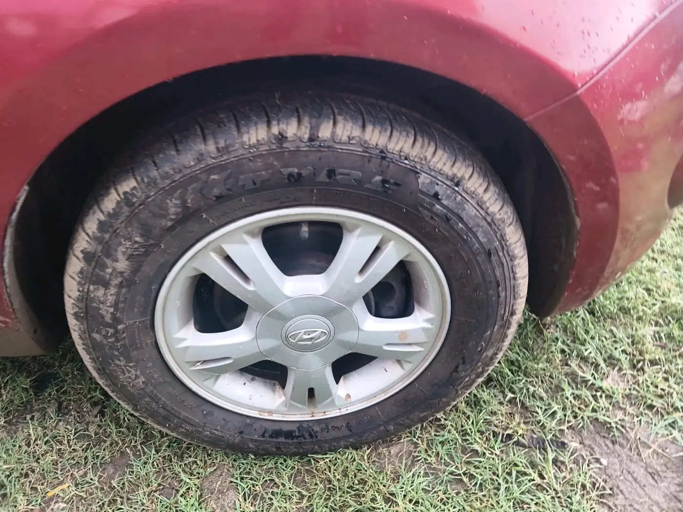 2011 Hyundai i20 ASTA 1.2, Petrol, Manual, 97,519 km, tyre