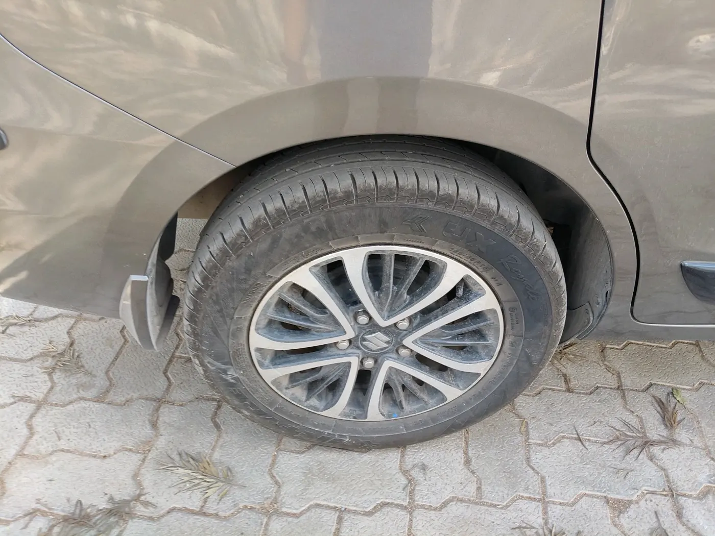2022 Maruti Ertiga ZXI AT SHVS, Petrol, Automatic, 1,04,281 km, tyre