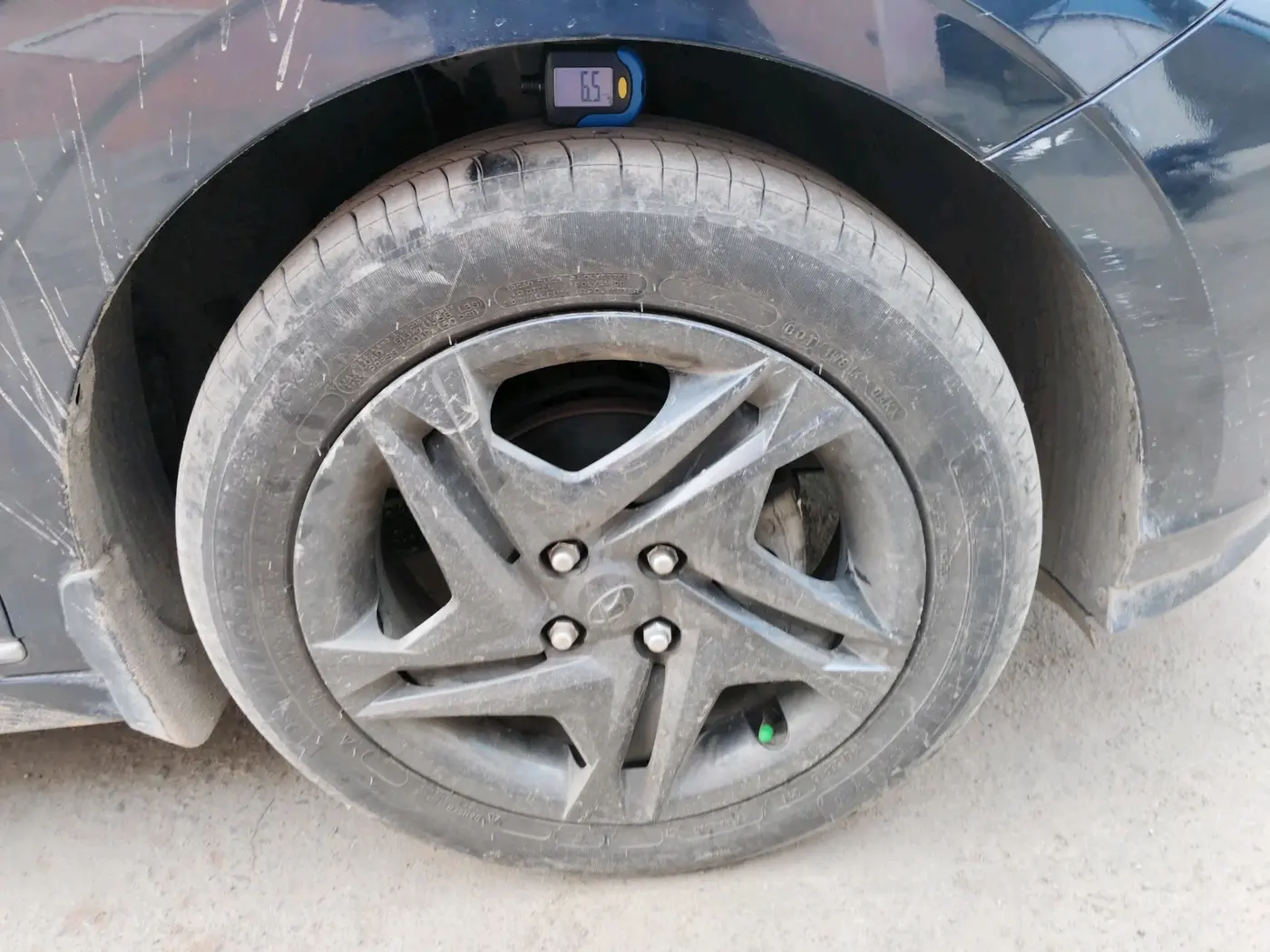 2021 Hyundai NEW I20 SPORTZ 1.2 MT, Petrol, Manual, 65,000 km, tyre