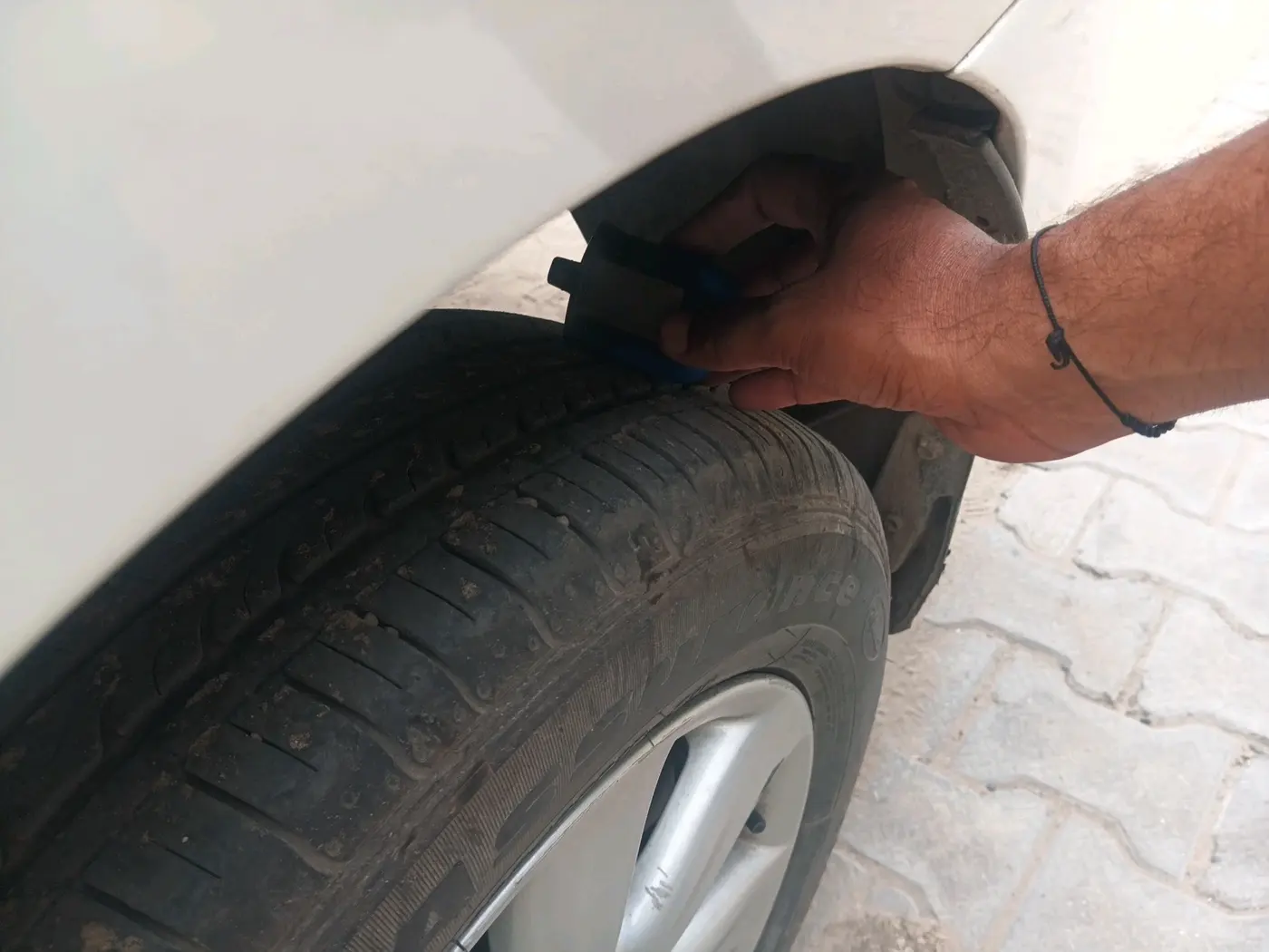 2018 Toyota Corolla Altis J PETROL, CNG, Manual, 87,842 km, tyre