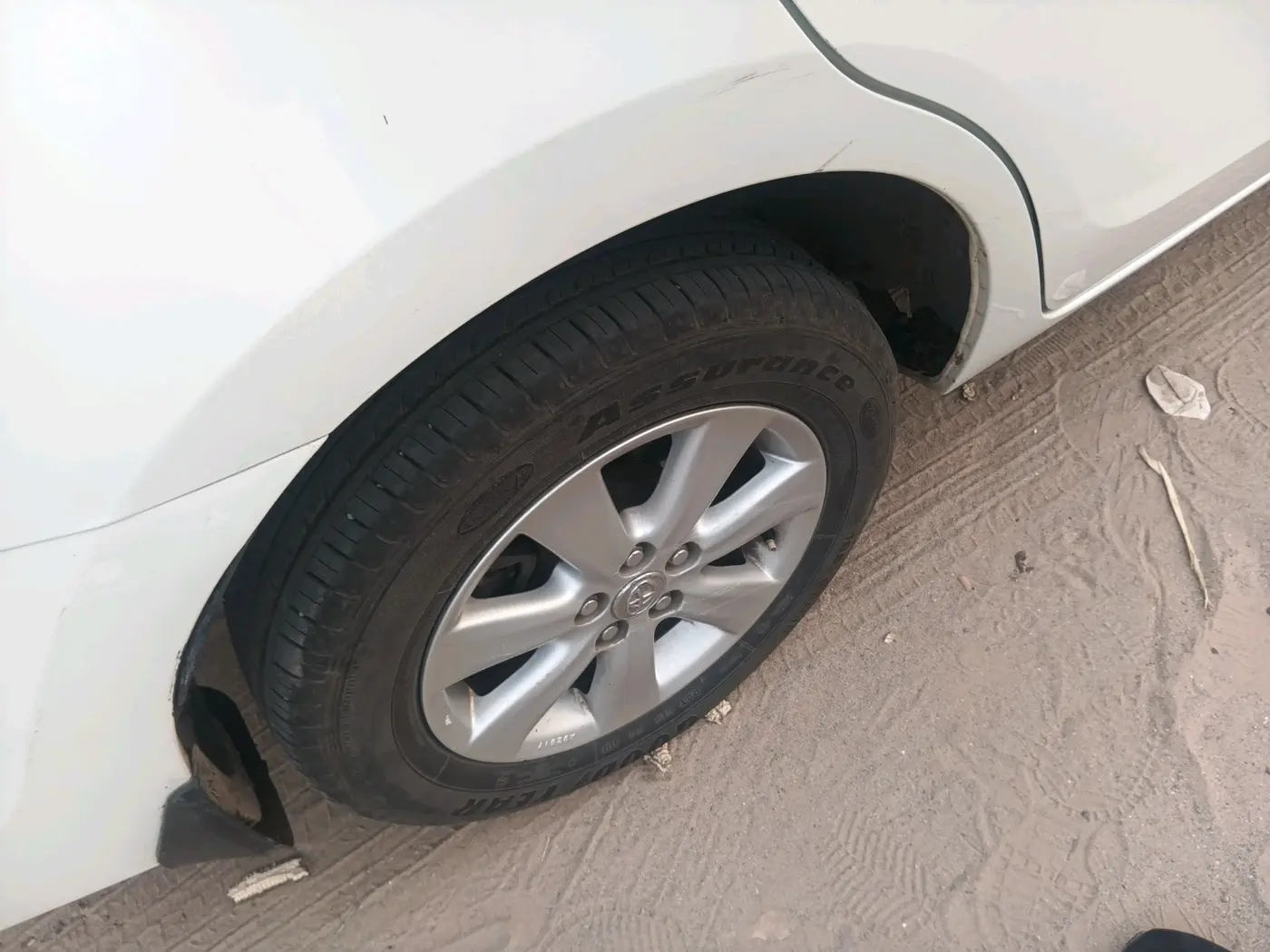2018 Toyota Corolla Altis J PETROL, CNG, Manual, 87,842 km, tyre