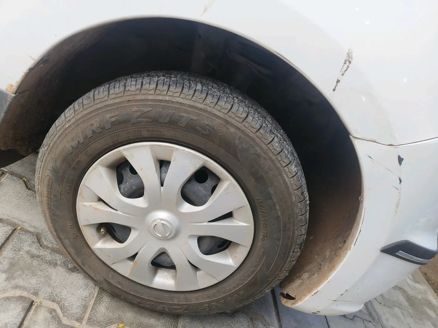 2015 Nissan Micra Active XV, Petrol, Manual, 59,541 km, tyre