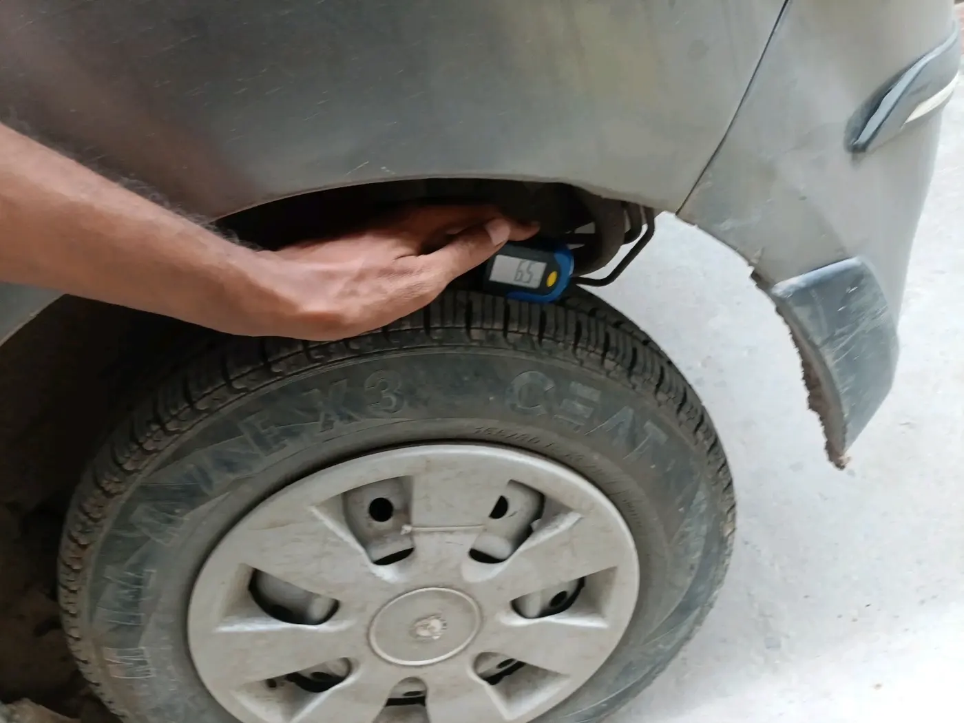 2021 Maruti New Wagon-R LXI CNG 1.0, CNG, Manual, 98,348 km, tyre