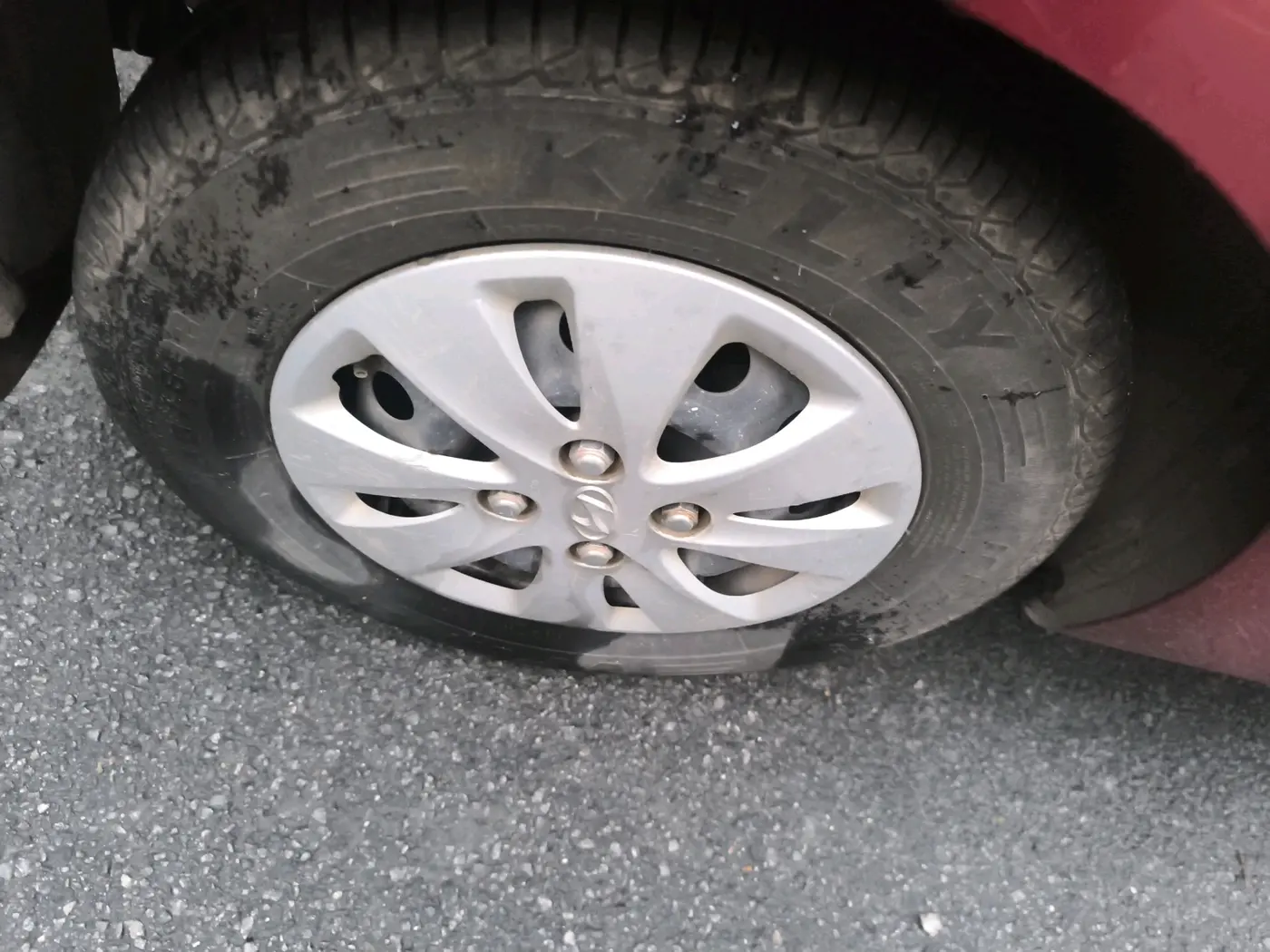 2011 Hyundai i10 MAGNA 1.2, Petrol, Manual, 48,449 km, tyre