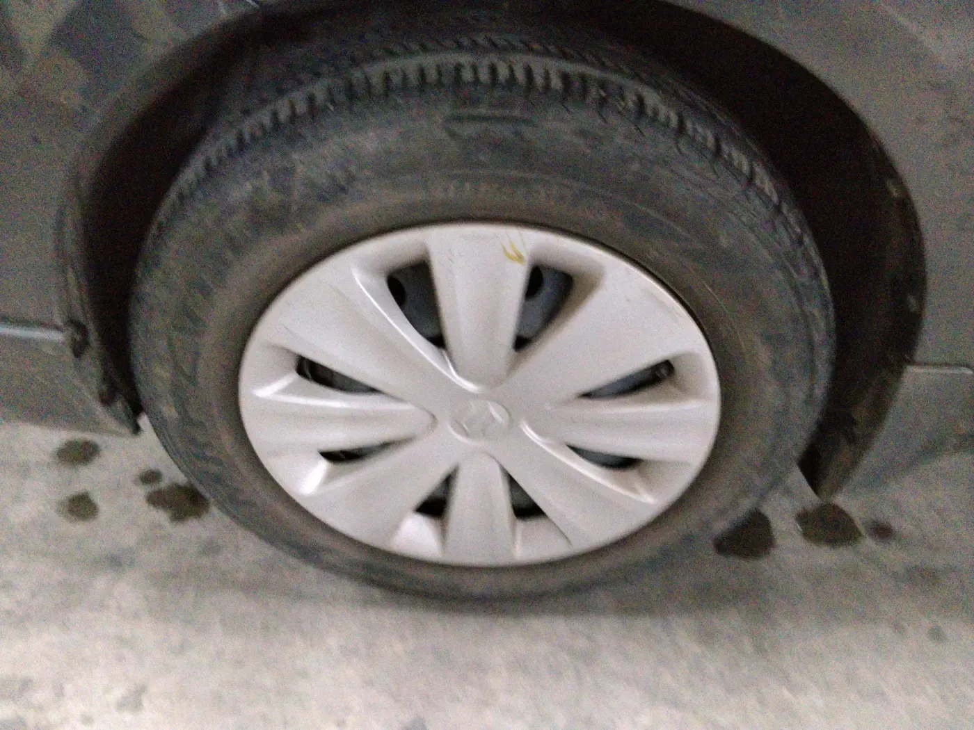 2018 Maruti Ertiga VXI CNG, CNG, Manual, 99,415 km, tyre