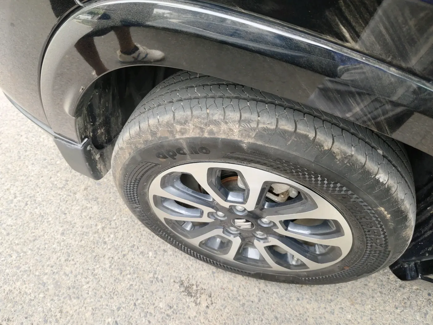 2025 Maruti Grand Vitara ALPHA PLUS HYBRID ECVT, Hybrid, Automatic, 3,709 km, tyre