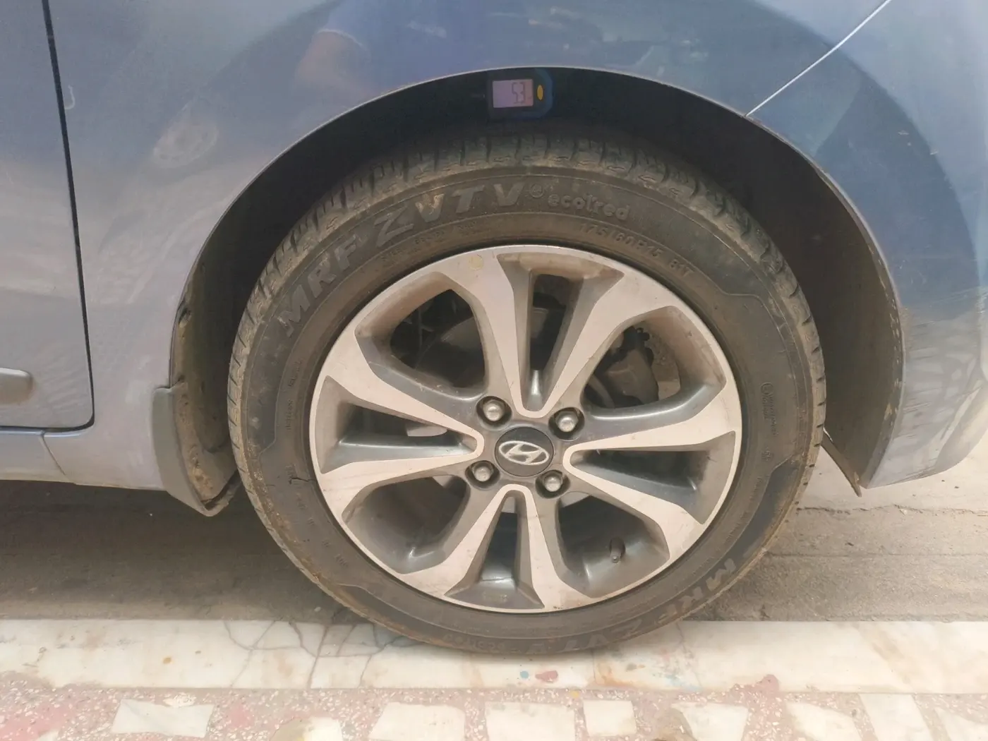 2014 Hyundai Xcent SX 1.2, Petrol, Manual, 89,567 km, tyre