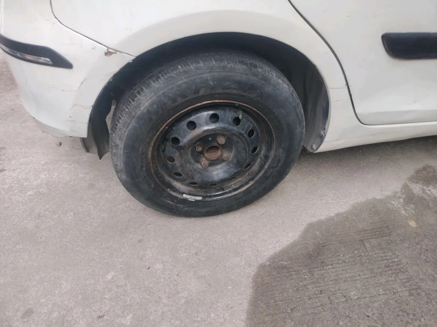 2012 Maruti Swift VDI, Diesel, Manual, 85,811 km, tyre