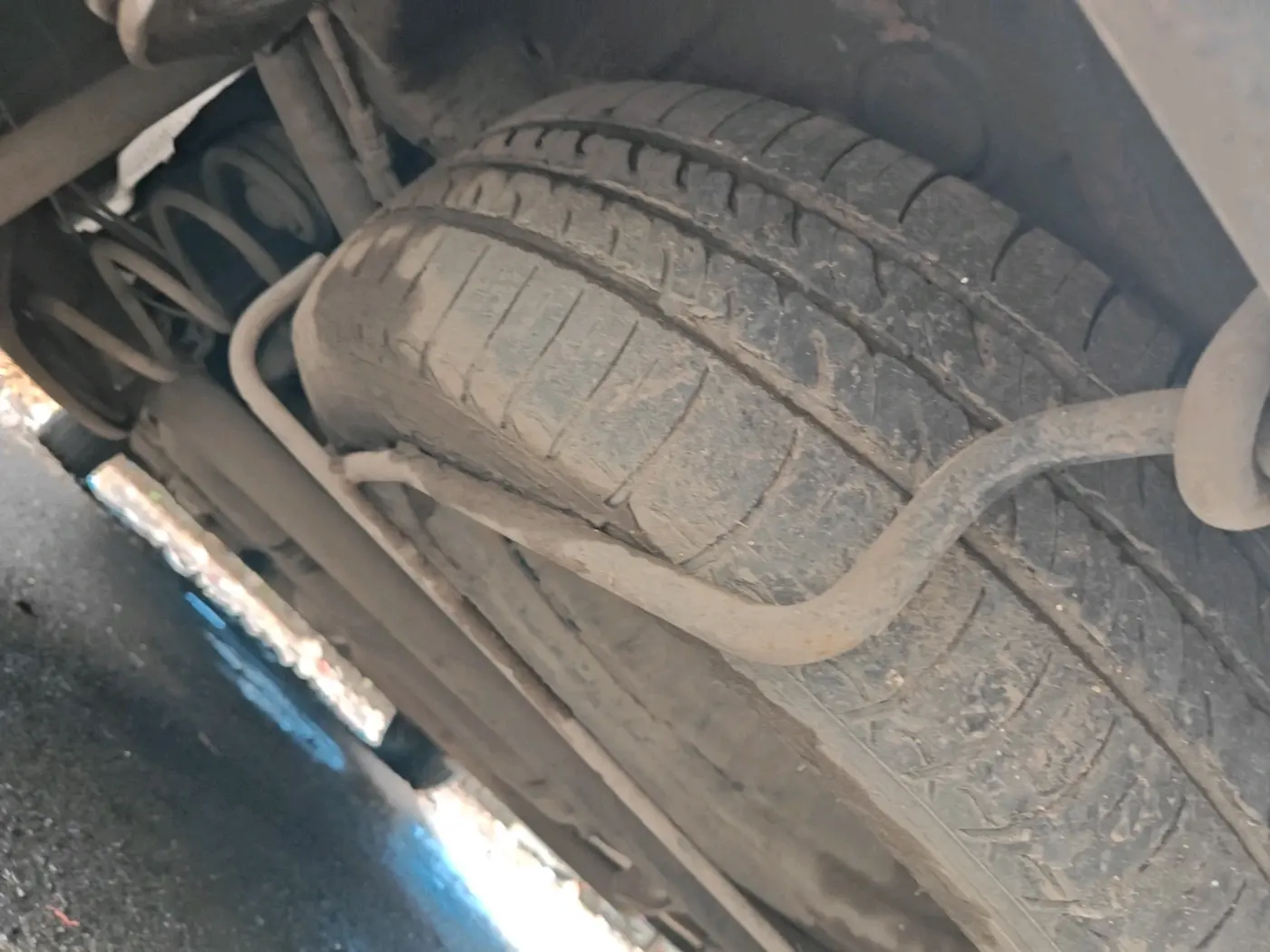 2017 Maruti Ertiga VXI CNG, CNG, Manual, 1,50,409 km, tyre