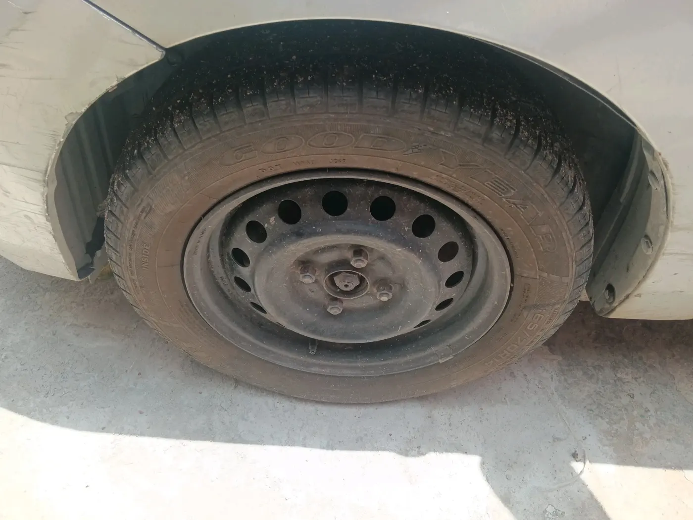2014 Maruti Celerio VXI, Petrol, Manual, 96,723 km, tyre