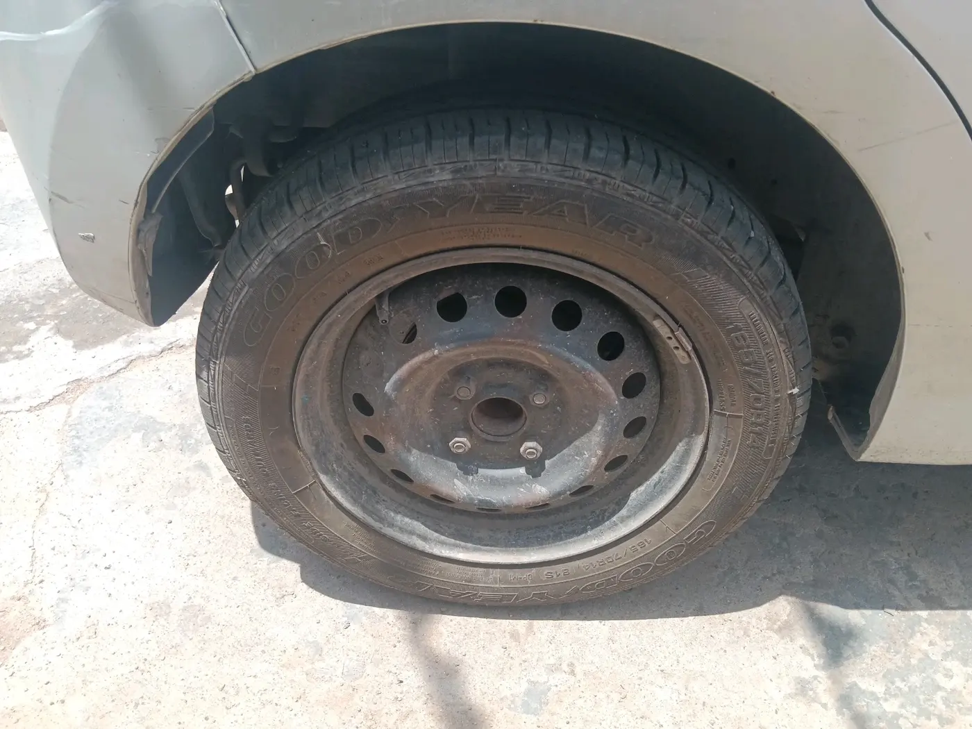 2014 Maruti Celerio VXI, Petrol, Manual, 96,723 km, tyre