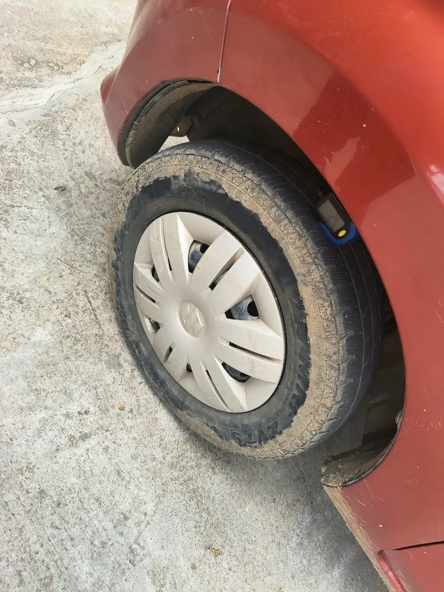 2013 Maruti Alto 800 LXI, Petrol, Manual, 97,193 km, tyre