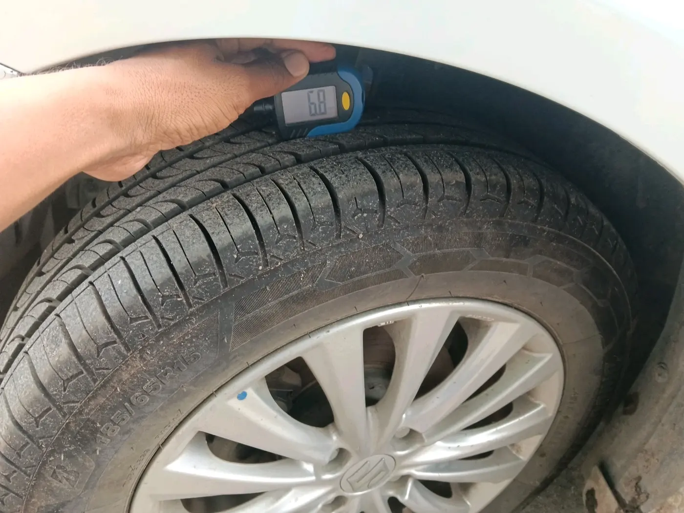 2019 Maruti Ciaz DELTA 1.5 SHVS MT PETROL, Petrol, Manual, 85,878 km, tyre