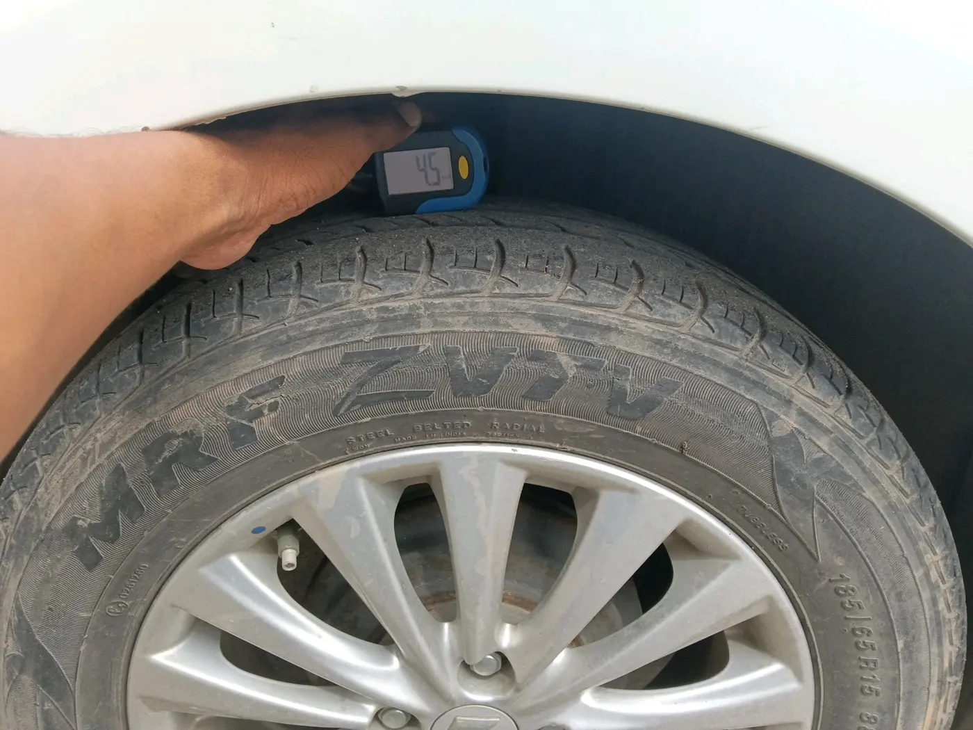 2019 Maruti Ciaz DELTA 1.5 SHVS MT PETROL, Petrol, Manual, 85,878 km, tyre