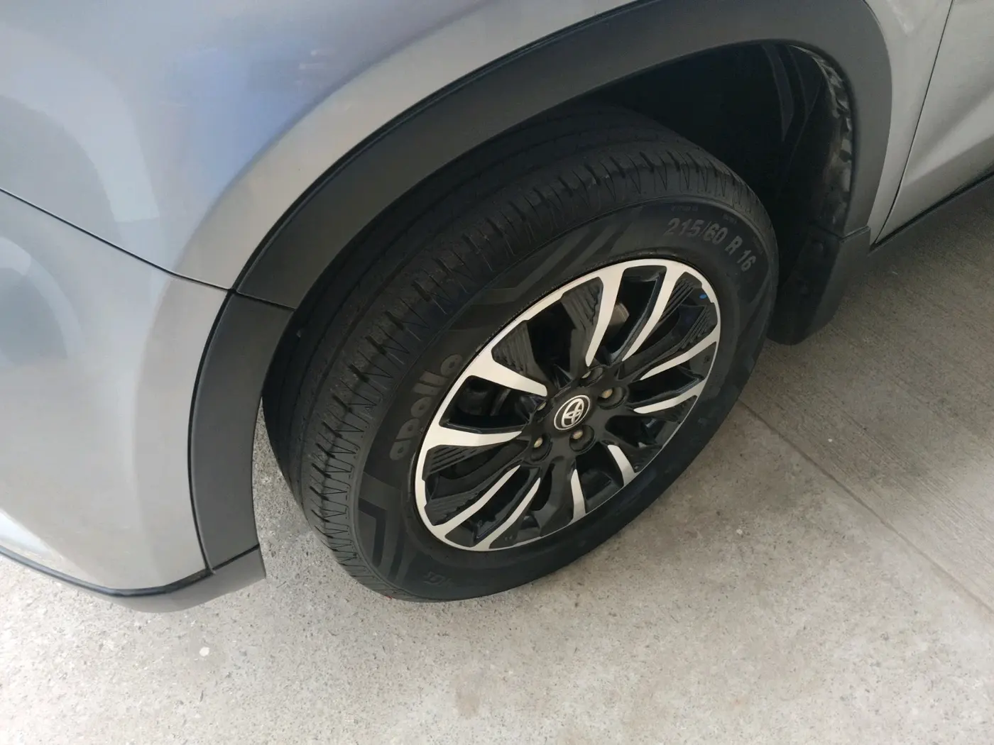2022 Toyota URBAN CRUISER PREMIUM GRADE MT, Petrol, Manual, 22,083 km, tyre