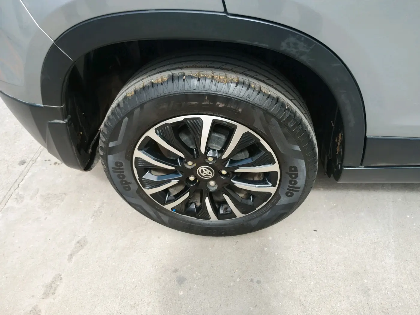 2022 Toyota URBAN CRUISER PREMIUM GRADE MT, Petrol, Manual, 22,083 km, tyre