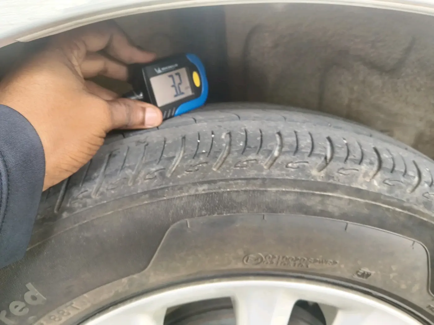 2011 Toyota Etios VX, Petrol, Manual, 68,997 km, tyre