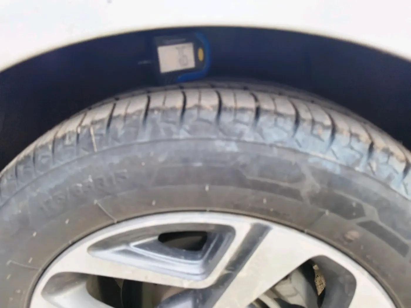 2024 Hyundai AURA SX 1.2 CNG, CNG, Manual, 63,869 km, tyre