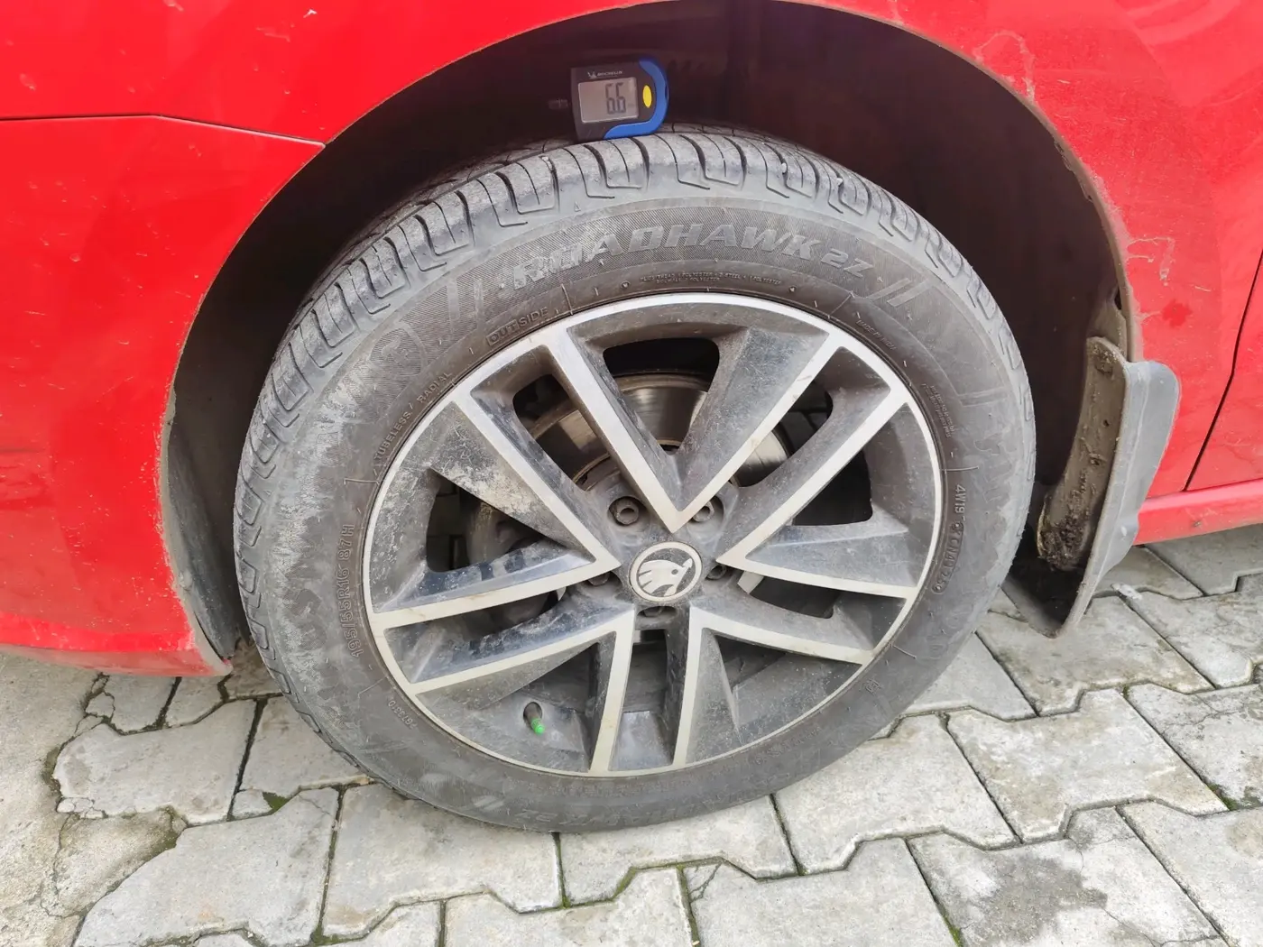 2018 Skoda Rapid STYLE 1.6 MPI AT, Petrol, Automatic, 84,373 km, tyre