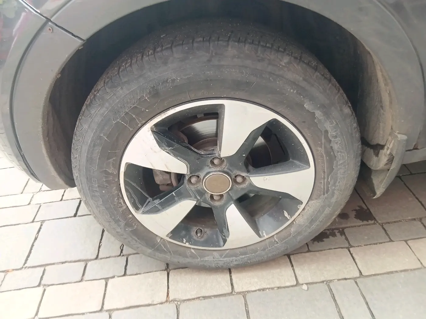 2019 Tata NEXON XZ PLUS DIESEL, Diesel, Manual, 1,48,013 km, tyre