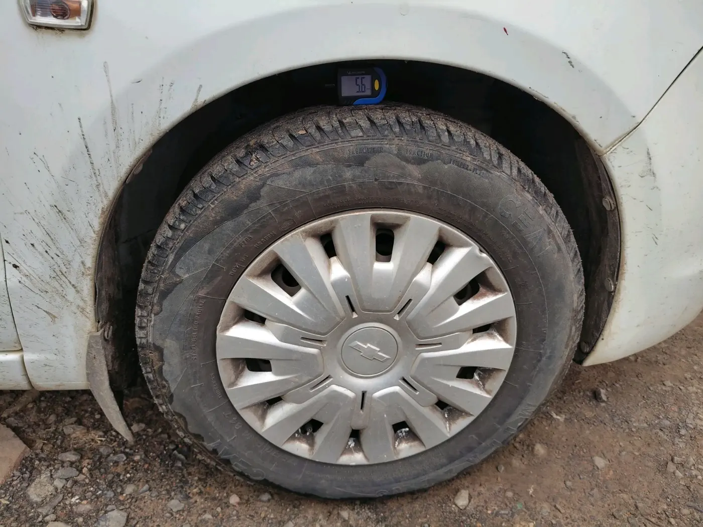 2012 Chevrolet Sail UVA 1.2 LS ABS, Petrol, Manual, 76,170 km, tyre