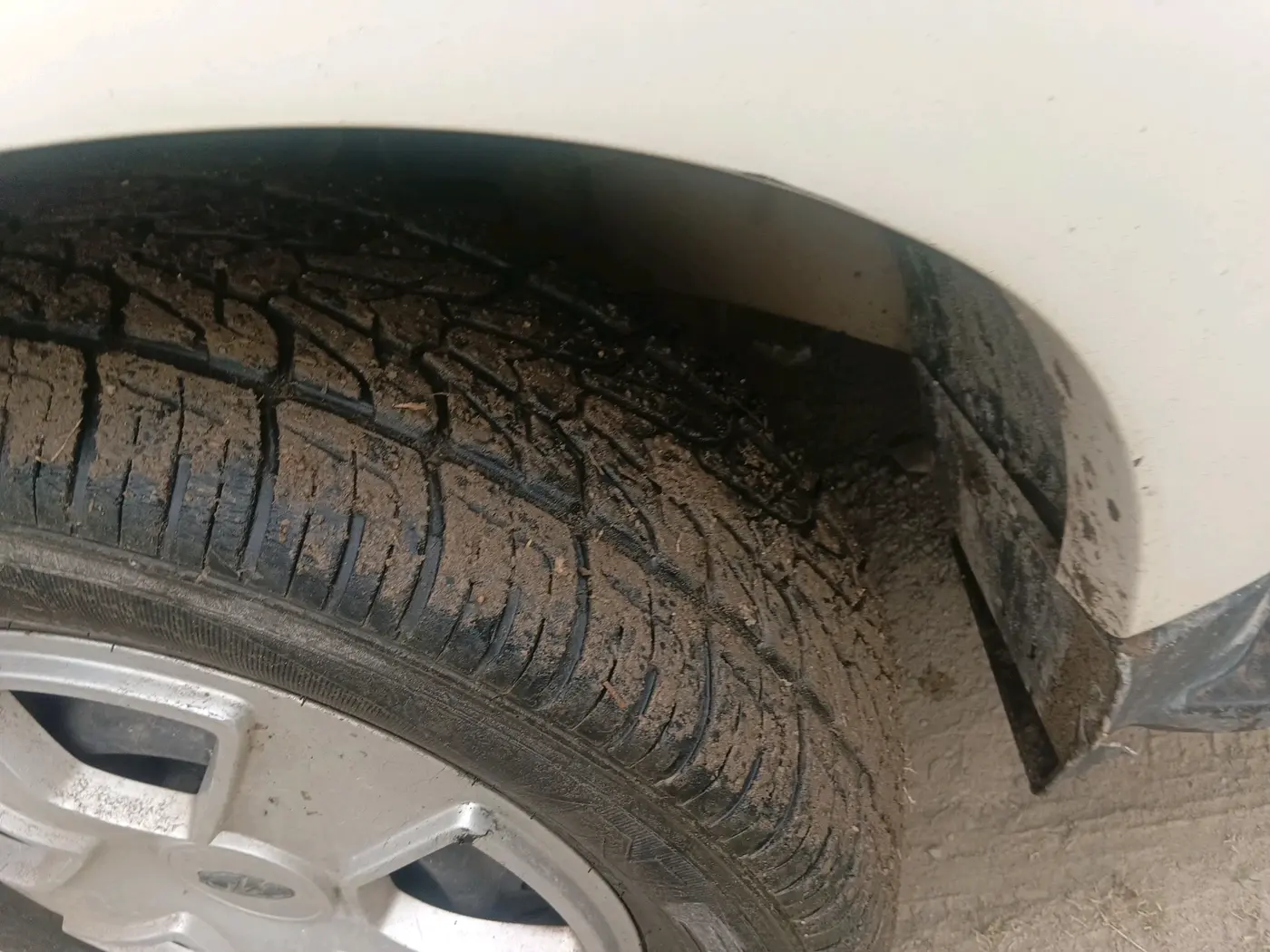 2018 Mahindra Scorpio S7, Diesel, Manual, 74,568 km, tyre