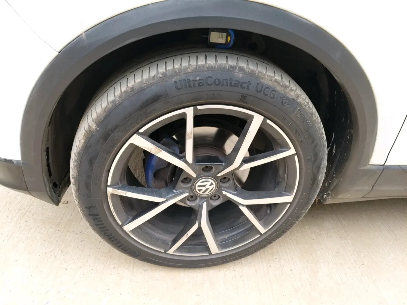 2019 Volkswagen T-ROC 1.5 TSI AT, Petrol, Automatic, 89,656 km, tyre