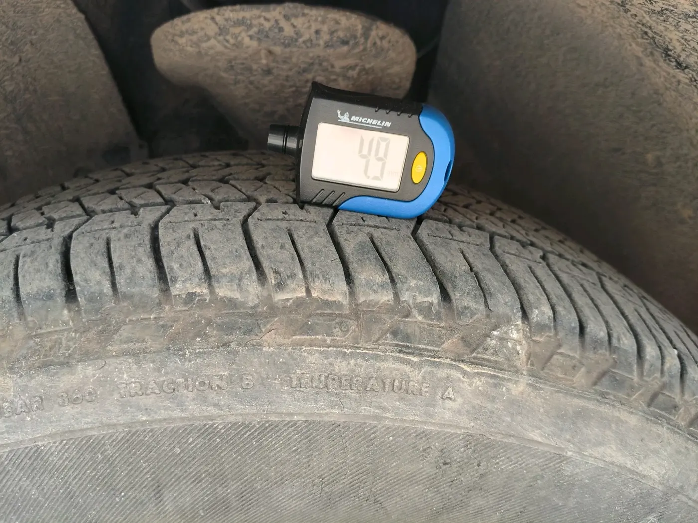 2017 Mahindra XUV500 W8, Diesel, Manual, 84,505 km, tyre