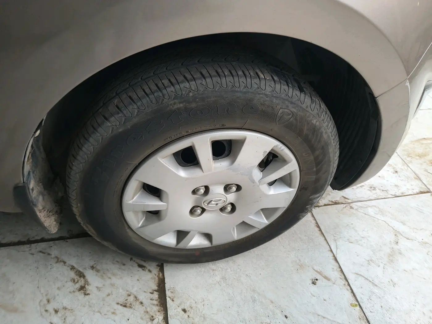 2013 Hyundai i20 MAGNA 1.2, Petrol, Manual, 46,080 km, tyre