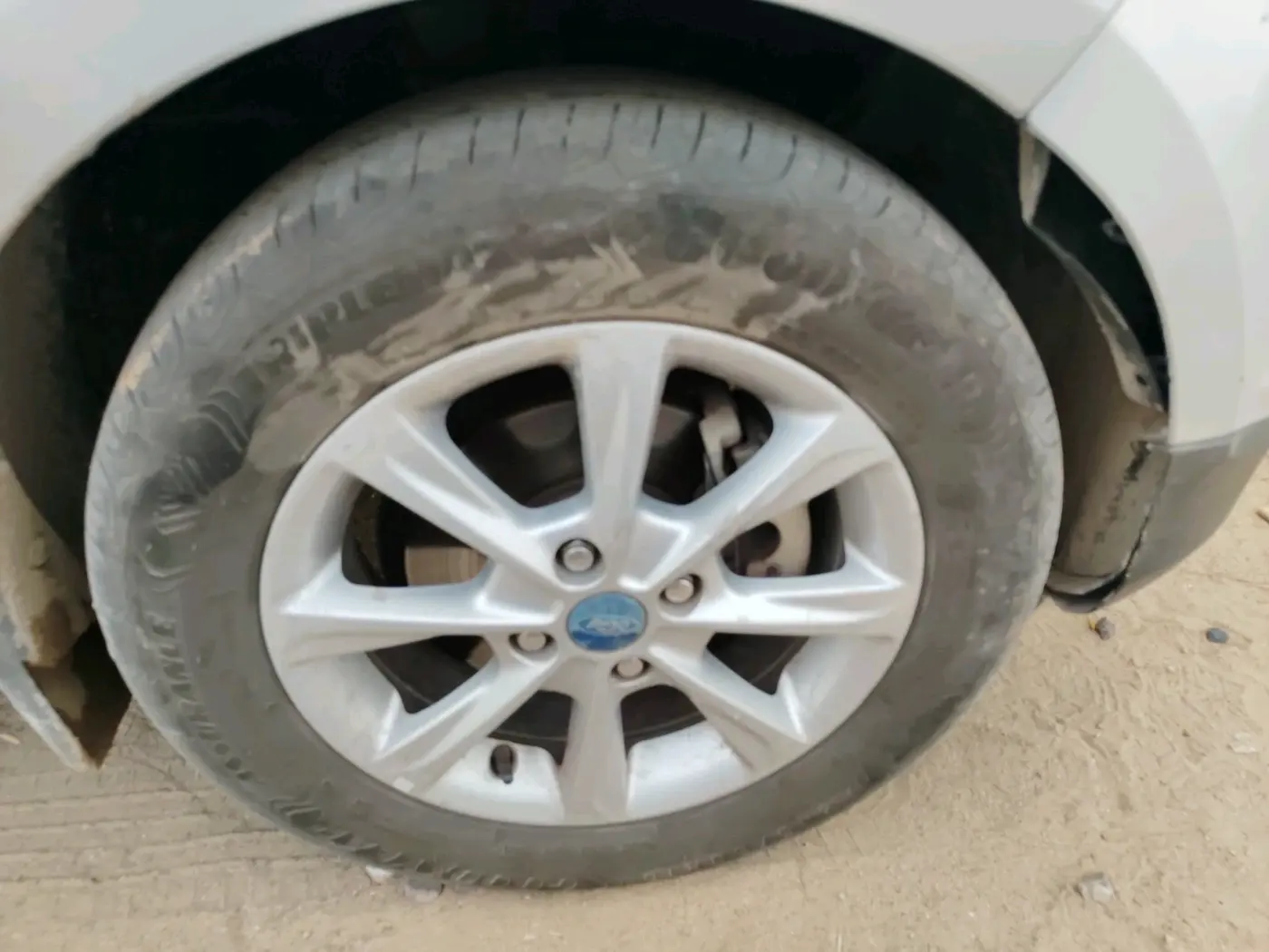 2019 Ford Ecosport TITANIUM 1.5L DIESEL, Diesel, Manual, 1,36,929 km, tyre