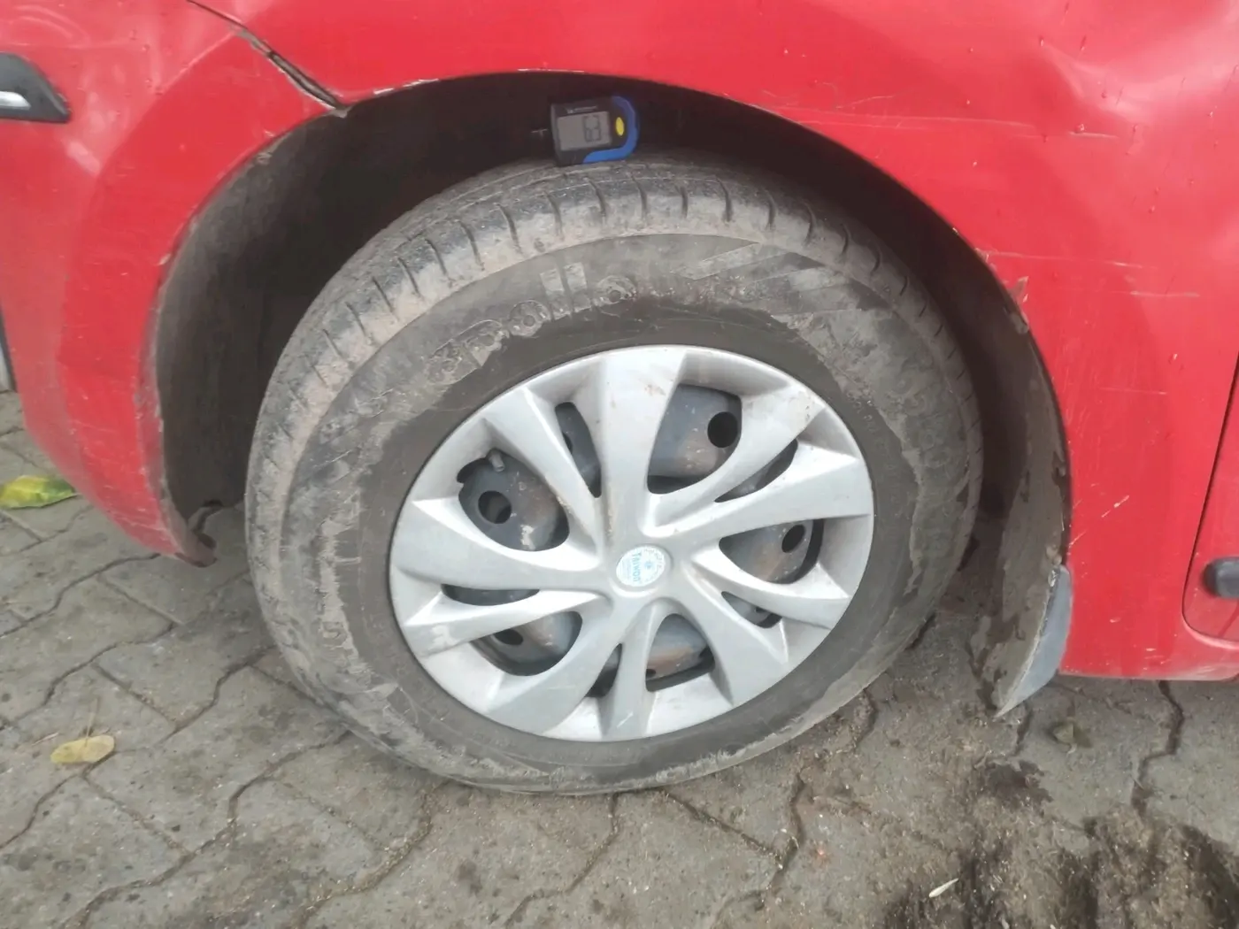 2019 Maruti Swift VXI, Petrol, Manual, 50,509 km, tyre