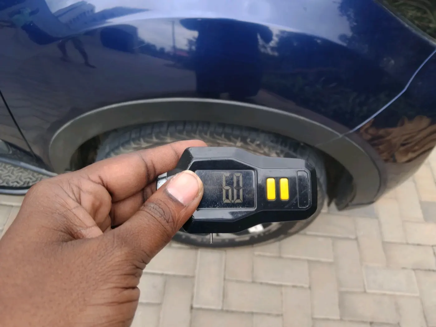 2022 Tata NEXON XZA PLUS (PREMIUM) PETROL, Petrol, Automatic, 25,084 km, tyre